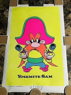 1960's YOSEMITE SAM WARNER BROS ARTKO FLORESCENT BLACKLIGHT POSTER 35x23 NM