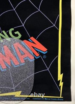 1975 Amazing Spider-man Marvel Day-glo Blacklight Poster Comic Book Superhero
