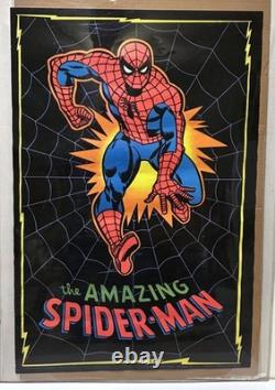 1975 Amazing Spider-man Marvel Day-glo Blacklight Poster Comic Book Superhero
