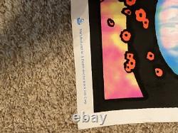 4 Alice In Wonderland Blacklight Flocked Poster And 2 Other Blacklight Posters