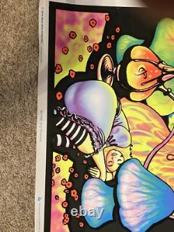 4 Alice In Wonderland Blacklight Flocked Poster And 2 Other Blacklight Posters