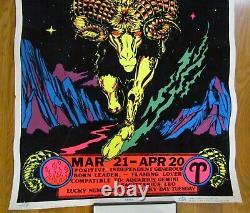 ARIES Flocked 1982 Psychedelic VTG Zodiac Blacklight Astrology Scorpion Poster