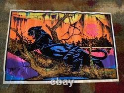 BLACK LIGHT POSTER JUNGLE CAT #136 1973, Funky Enterprises 35 X 23