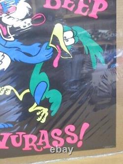 Beep beep Yurass! Vintage poster 1971 black light roadrunner Coyote 18411