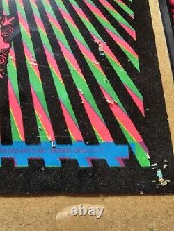 Blacklight Poster Zig Zag Man Enjoy 70's Vintage Poster