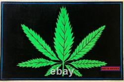 Cannabis Leaf Rare 1976 Vintage Black Light Poster 22.5 x 34