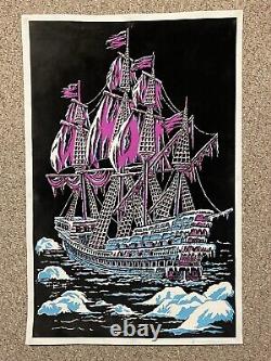 Collection of x7 Black Light Posters (24x36) with Starter Blacklight (FREE SHIP)