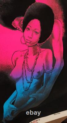 DetRetro313 #60 FLOCKED BLACKLIGHT POSTER BLACK LOVERS 1972 23 x 35