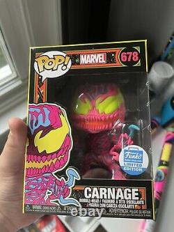 Funko POP! Marvel Carnage Black Light With Groot Venom Black Light Poster Bundle