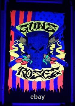 GUNS N' ROSES 1993 Vintage Black light Felt Velvet Poster Skull N' Roses Flag