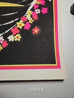 HTF Vintage Snoopy SURF'S UP 1970s BLACK LIGHT Poster 23 x 35 Screenprint Surfer