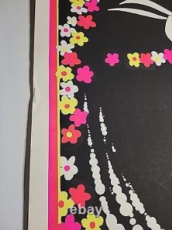 HTF Vintage Snoopy SURF'S UP 1970s BLACK LIGHT Poster 23 x 35 Screenprint Surfer