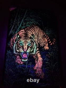 Jungle Cat Blacklight Poster 1970's Western Graphics Corporation 32 x 21.5 NOS