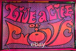LIVE A LIFE OF LOVE VINTAGE 1970's HIPPIE HEADSHOP BLACKLIGHT POSTER -NICE