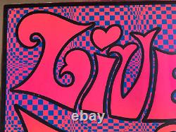 LIVE A LIFE OF LOVE VINTAGE 1970's HIPPIE HEADSHOP BLACKLIGHT POSTER -NICE