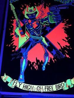 LYNYRD SKYNYRD 1980 Vintage Blacklight Felt Velvet Poster Fly High Oh Free Bird