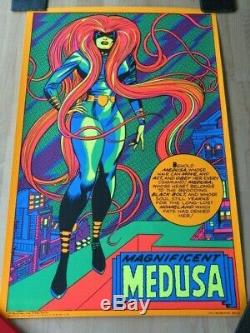 Marvel 1971 Third Eye Medusa Black Light Poster original 21.5 x 33