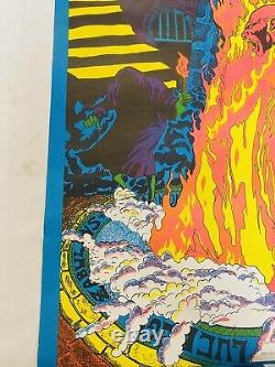 NOS 1970 Poster Rege Rising Satan Lucifer Devil NEVER HUNG Black light Starmaker