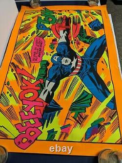 Original 1971 Marvel Captain America BEEYOK Black Light Poster Third Eye #4017