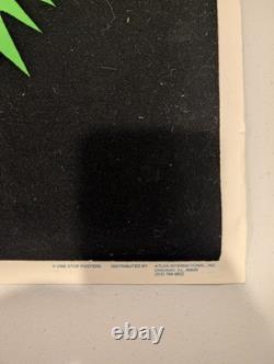 Original Bruce Lee Kung Fu Blacklight Poster Black Light 23 x 35 Flocked