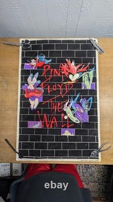 PINK FLOYD THE WALL Flocked Blacklight Poster 1994 Scorpio SCREAMIN HEADS #1652