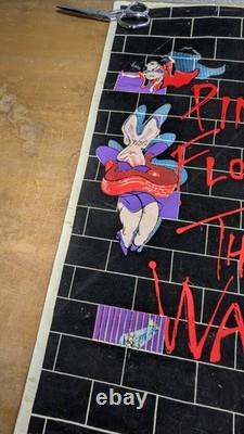 PINK FLOYD THE WALL Flocked Blacklight Poster 1994 Scorpio SCREAMIN HEADS #1652