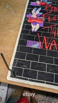 PINK FLOYD THE WALL Flocked Blacklight Poster 1994 Scorpio SCREAMIN HEADS #1652
