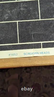 PINK FLOYD THE WALL Flocked Blacklight Poster 1994 Scorpio SCREAMIN HEADS #1652