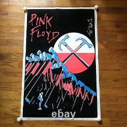 Pink Floyd Hammers The Wall Black Light Poster EXCELLENT CONDITION 1997