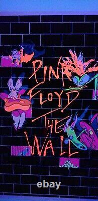 Pink Floyd NEW VINTAGE The Wall Screamin Heads Velvet Flocked Black Light Poster