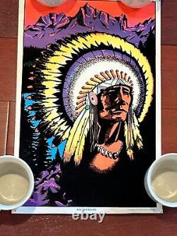 RARE 1974 VELVET BLACK LIGHT CHEIFTAIN INDIAN HEAD POSTER MONARCH PUB. 11x17