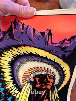 RARE 1974 VELVET BLACK LIGHT CHEIFTAIN INDIAN HEAD POSTER MONARCH PUB. 11x17