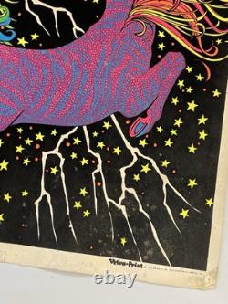 RARE Vintage 1972 Velva-Print Blacklight Poster Felt Velvet PP405 UNICORNS 35x23