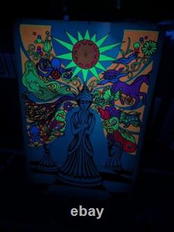 Rare 1968 Artko Studios Queen's Charisma Psychedelic Blacklight Poster Chess