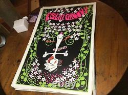 SNOOPY FEELIN' GROOVY 1970's VINTAGE BLACKLIGHT NOS POSTER PEANUTS NICE