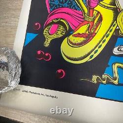 SORCERER WITH HELP FROM HIS FRIENDS 1972 VINTAGE BLACKLIGHT POSTER By PETAGNO