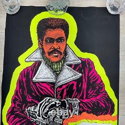 VINTAGE 1973 SHAFT BLACKLIGHT POSTER 22x34 P29