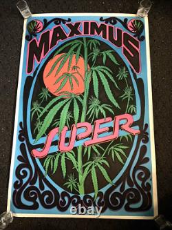 VINTAGE 1973 Weed Leaf Maximus BLACKLIGHT POSTER HIPPIE HEADSHOP WEED CULTURE
