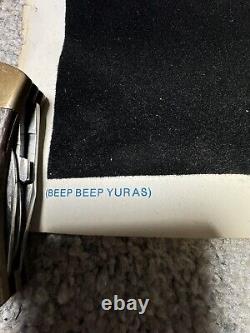 VINTAGE 1974 ROAD RUNNER WILE E COYOTE BEEP BEEP YURAS BLACK LIGHT FlockedPOSTER