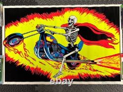 VINTAGE 1980 WHEELS ON FIRE SKELETON BLACKLIGHT POSTER SCORPIO 23x 35