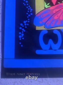 VINTAGE BLACKLIGHT POSTER Rare Winter 1970 Funky Features NOS