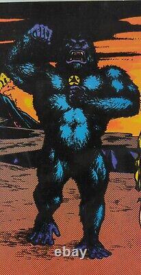 VTG Gorilla Black Light Poster Pop Art 1977 PRO ARTS INC Medina, Ohio USA