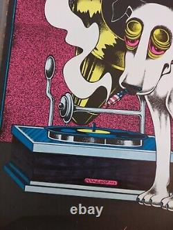 Victor smoking dog Petagno blacklight poster VTG 1972 Saladin 22.5x34.5