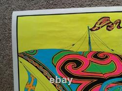 Vintage 1970s Vikings Return Original Black Light Poster 23 x 35 Very Rare