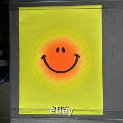 Vintage 1971 SMILE Sunburst BlackLight Poster Synthetic Trips McCully 27x21 NOS