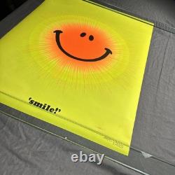 Vintage 1971 SMILE Sunburst BlackLight Poster Synthetic Trips McCully 27x21 NOS