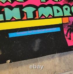 Vintage 1975 Alice Cooper Welcome to My Nightmare Blacklight Poster Rare 32x21