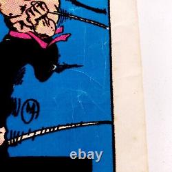 Vintage 1975 Bruce Lee Fury Flocked Velvet Blacklight Poster 35 x 23