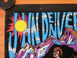Vintage 1975''JOHN DENVER'' VELVET BLACK LIGHT POSTER DYNAMIC PUB Co. 32 x 21