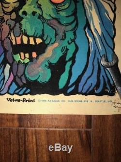 Vintage 1976 VELVA-PRINT BLACKLIGHT POSTER NIGHTMARE, MONSTER Head